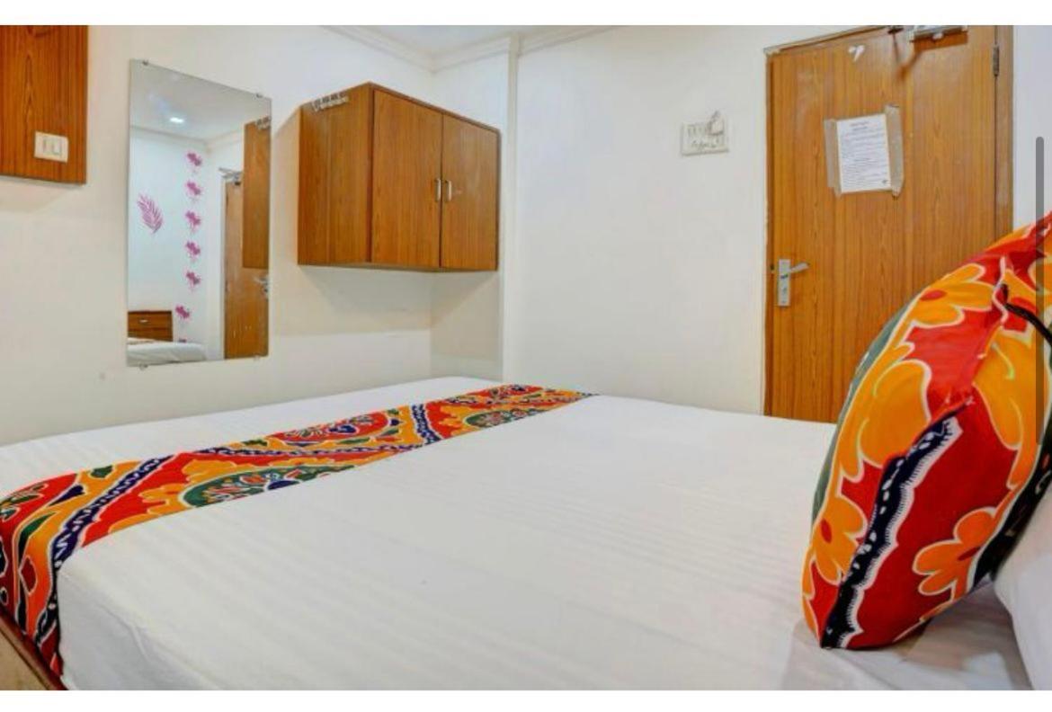 Hotel Super 孟买 外观 照片