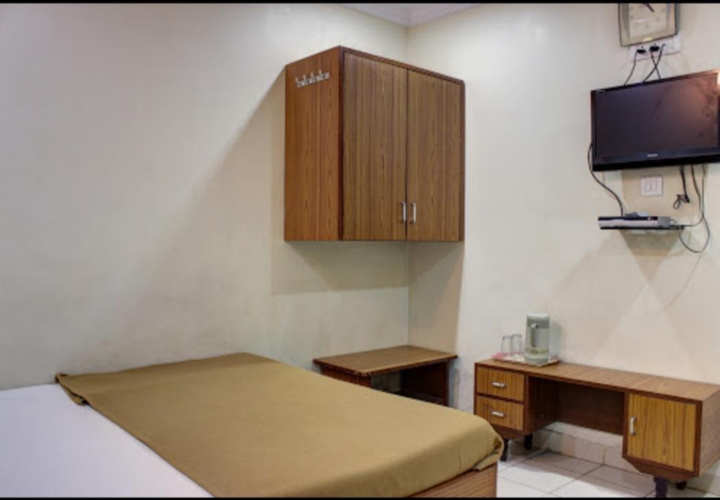 Hotel Super 孟买 外观 照片